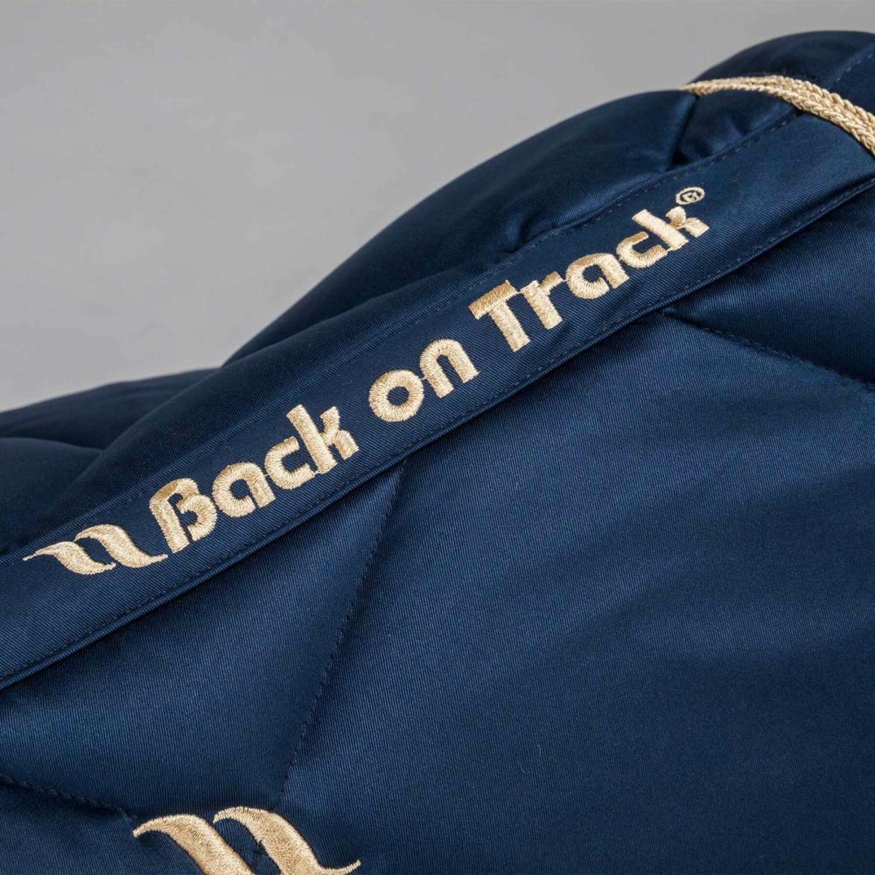 Dressyrmattor Back on Track night collection
