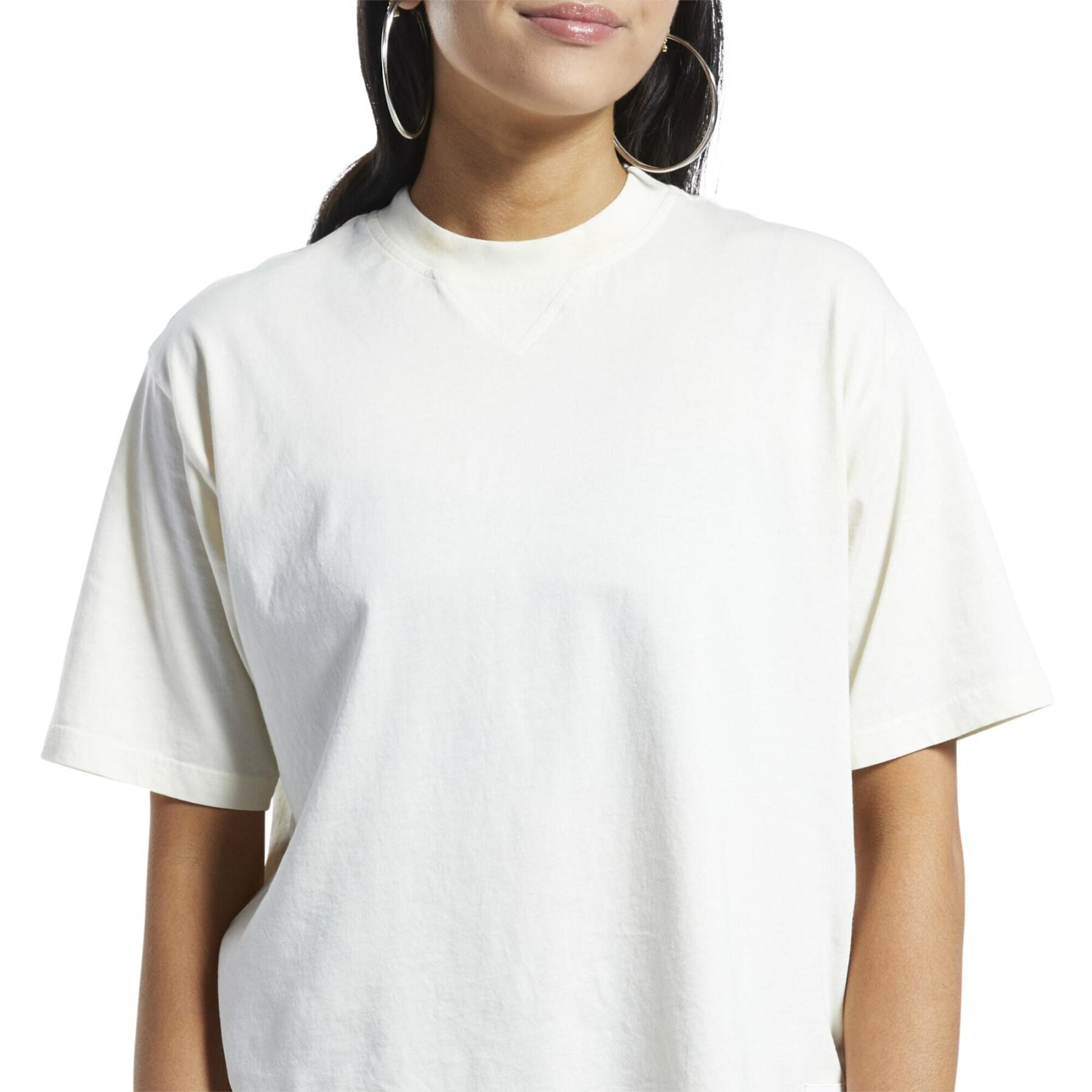 Naturfärgad T-shirt med rak skärning för kvinnor Reebok Classics