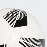 Ballong adidas Tiro Club